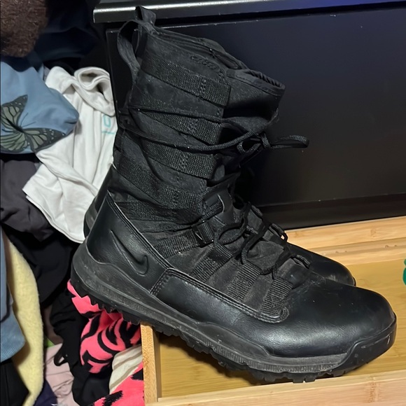 Women’s - Picture 5 of 5